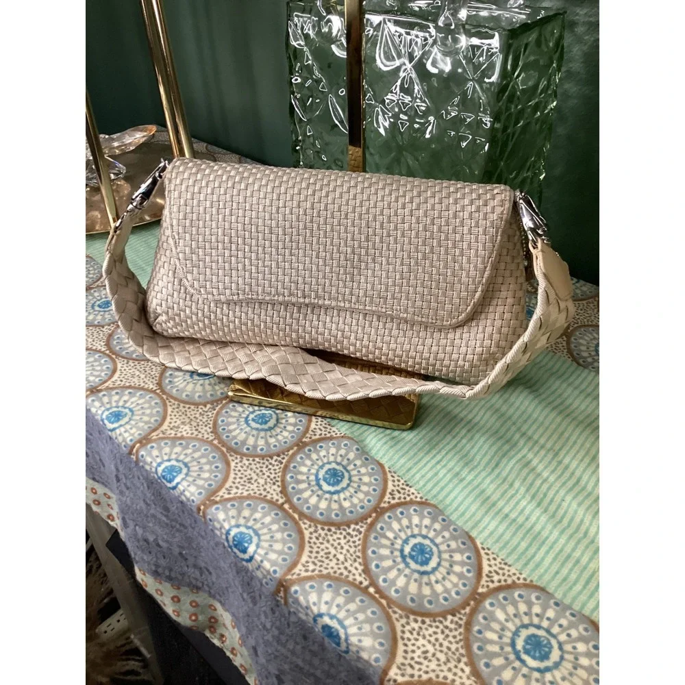 The Sak Woven Baguette Shoulder Bag Beige Champagne Braided Strap Y2K Style